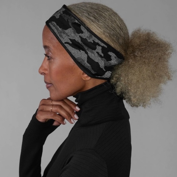 Athleta Accessories Athleta Flurry Reflective Headband 2 Lot Double